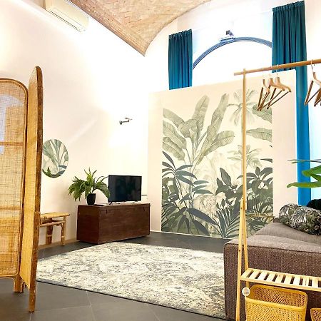 The Jungle Apartment Парма Екстериор снимка