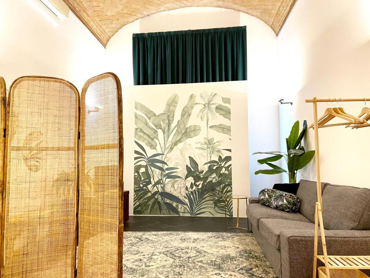 The Jungle Apartment Парма Екстериор снимка
