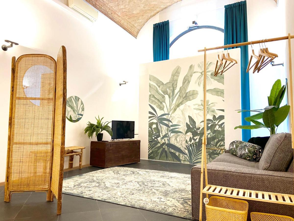 The Jungle Apartment Парма Екстериор снимка